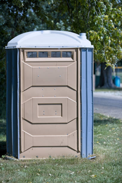 Professional porta potty rental in Lealman, FL